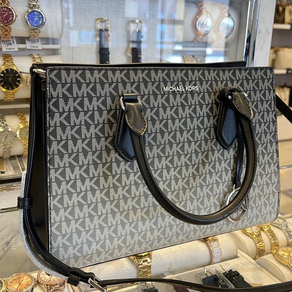 Michael Kors Sheila Medium Signature CZ Logo Satchel Crossbody Center Zip 
Black - Picture 7 of 16